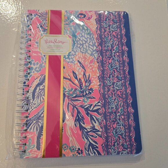 Lilly Pulitzer Mini Notebook - Picture 4 of 4